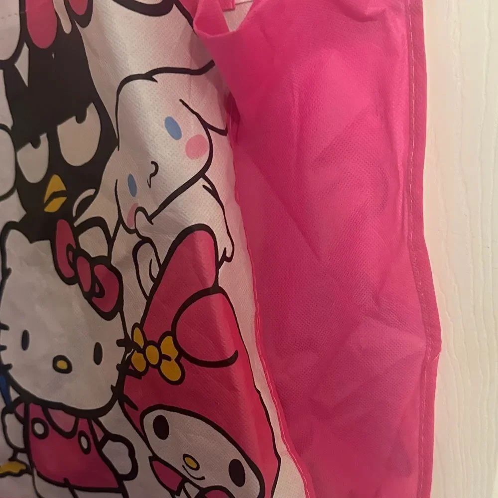 Hello Kitty Pink Tote Bag & HelloKittyNecklace - Picture 6 of 9